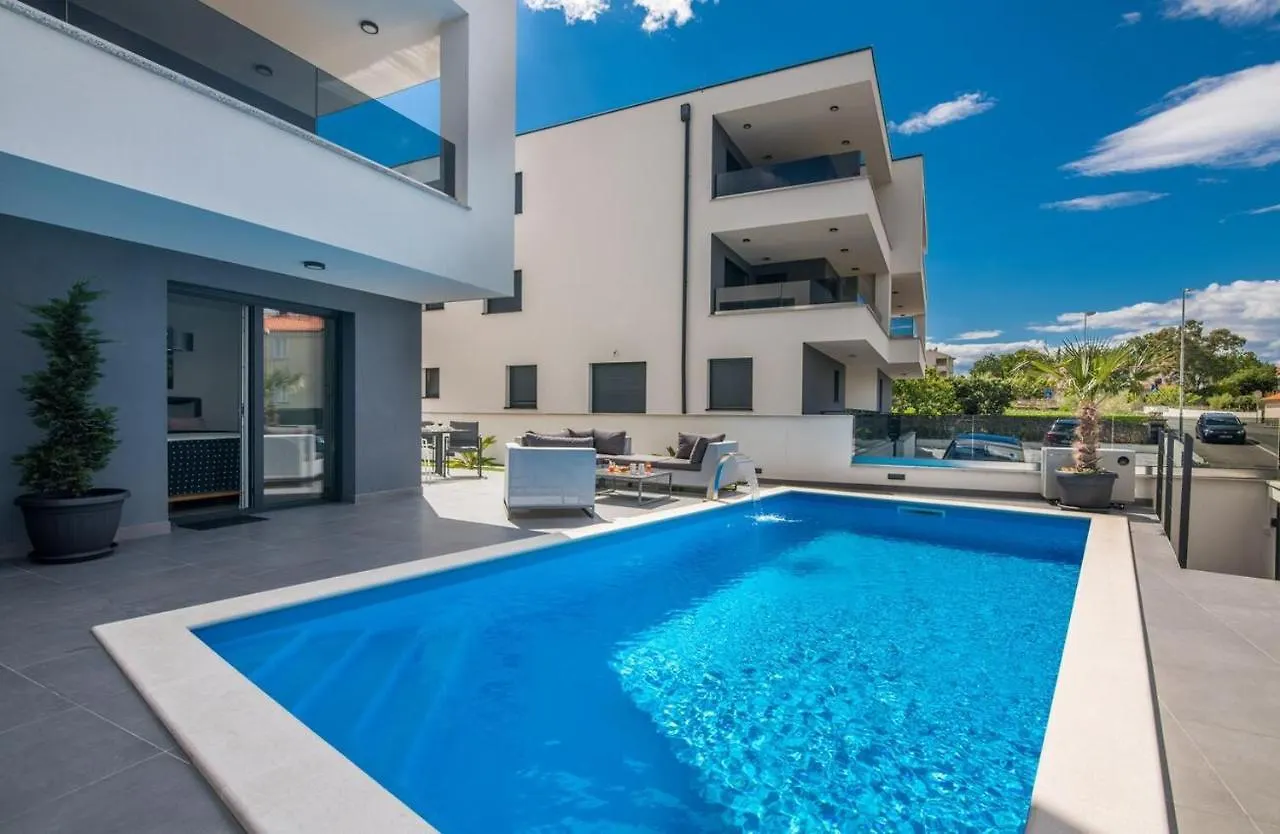Family Friendly Apartments With A Swimming Pool Vantacici, Krk - 19303 Malinska