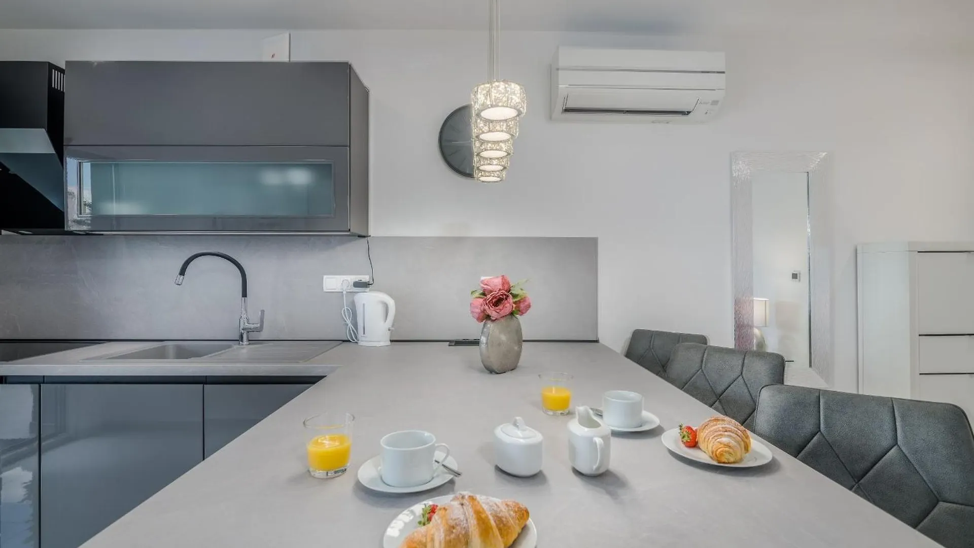 Family Friendly Apartments With A Swimming Pool Vantacici, Krk - 19303 Malinska